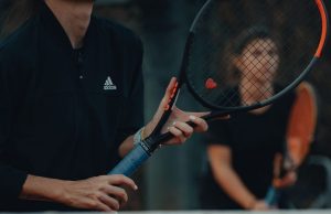 Jaką siatkę do tenisa wybrać? Poradnik dla początkujących i zaawansowanych