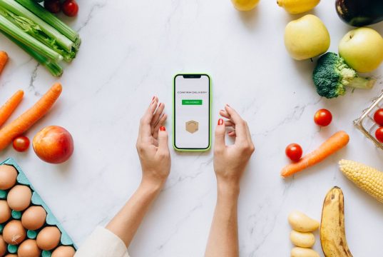Catering dietetyczny Knurów – wygodna dieta pudełkowa, która odciąża Twój dzień